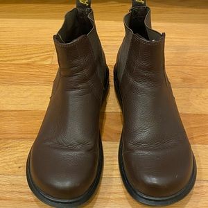Doc Martens women’s US size 7 / UK size 5 rich brown Pamela Chelsea boots